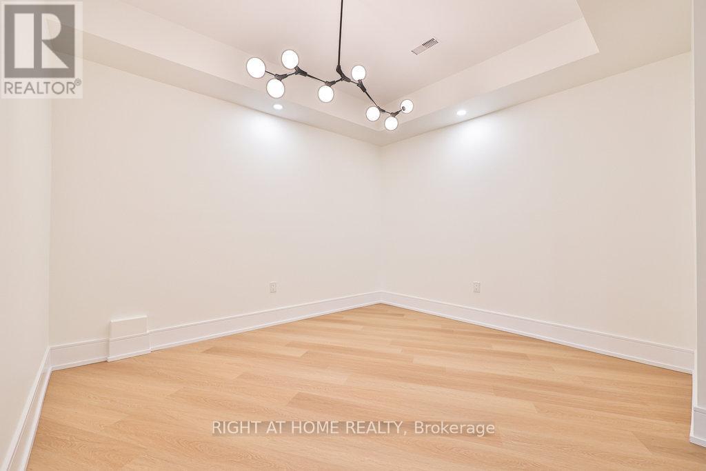 920 Calder Road, Mississauga, Ontario  L5J 2N7 - Photo 44 - W12769138