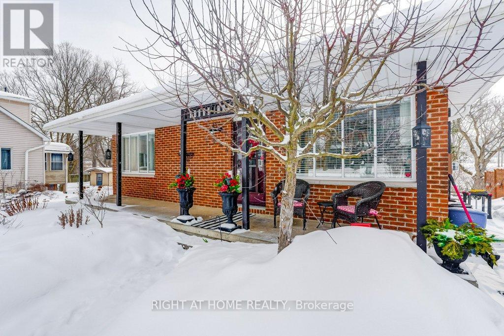 144 Canterbury Street, Ingersoll (Ingersoll - South), Ontario  N5C 1C8 - Photo 3 - X12769098