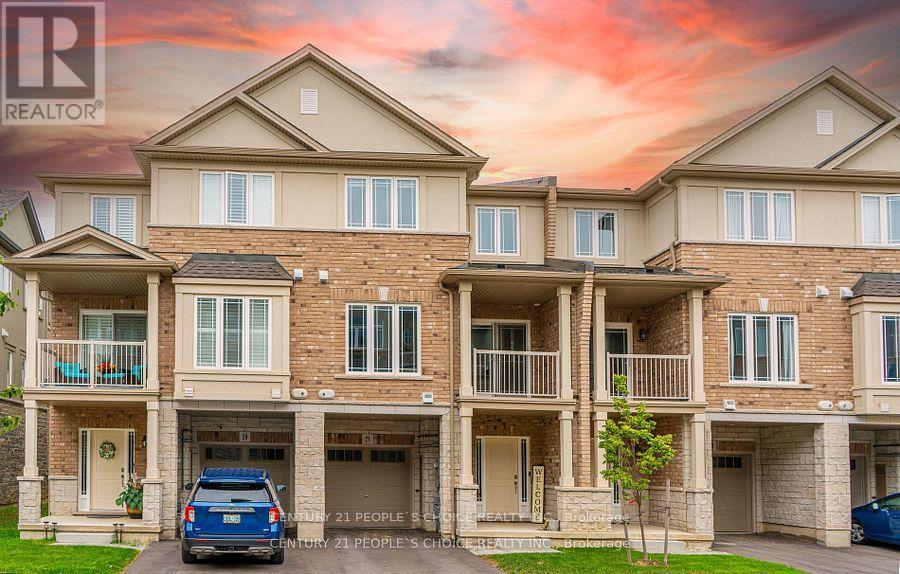 21 AQUA LANE, Hamilton, Ontario