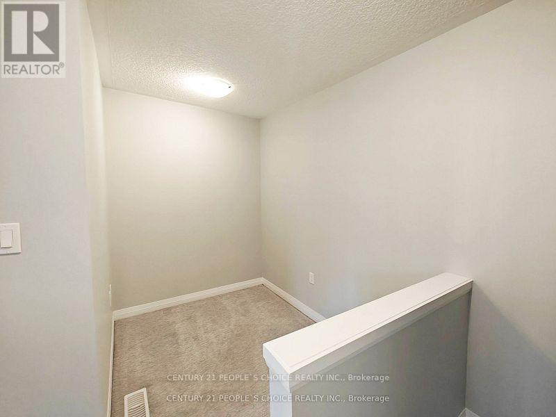 21 Aqua Lane, Hamilton, Ontario  L0R 1P0 - Photo 31 - X12769128