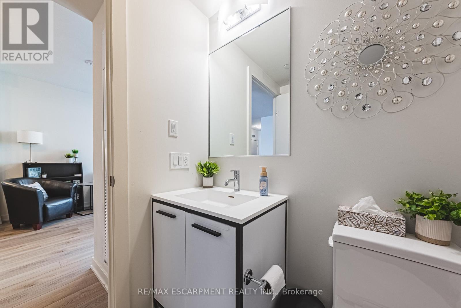 1710 - 385 Winston Road, Grimsby, Ontario  L3M 4E8 - Photo 11 - X12769136