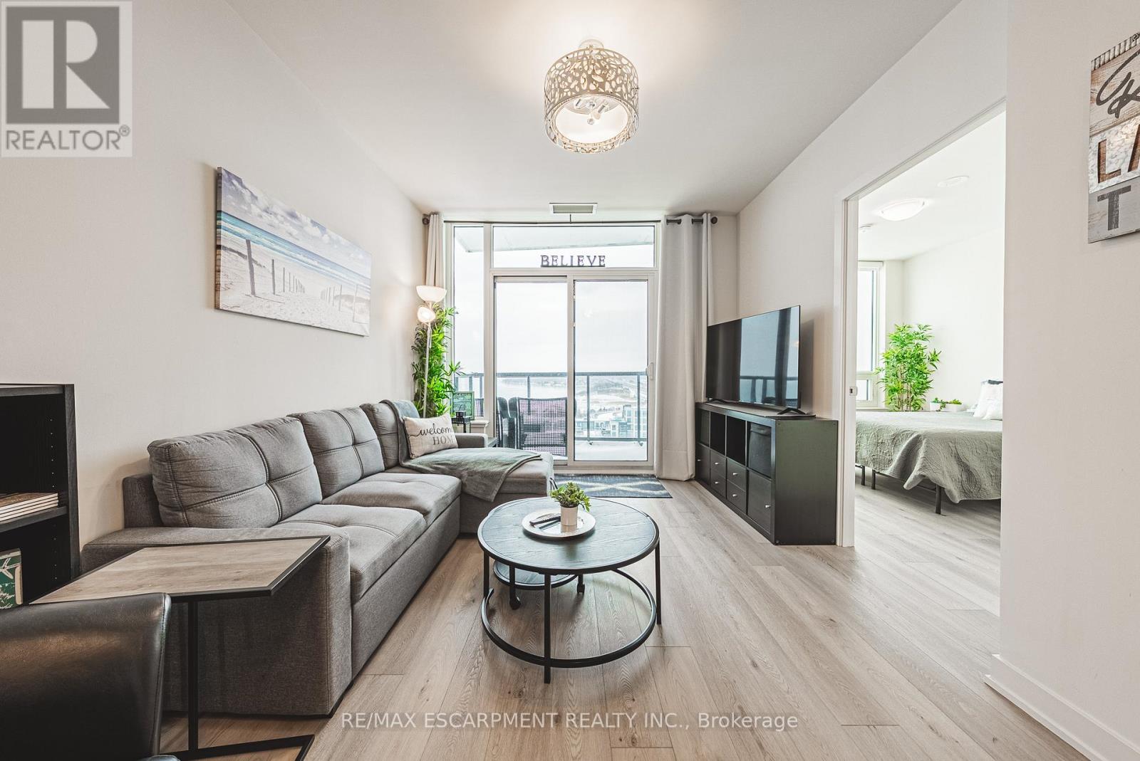 1710 - 385 Winston Road, Grimsby, Ontario  L3M 4E8 - Photo 14 - X12769136