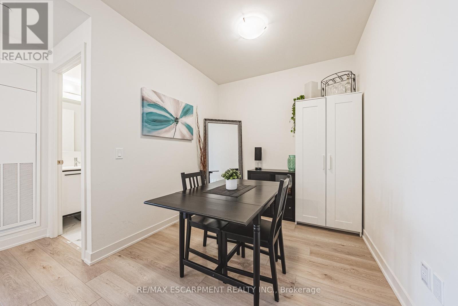 1710 - 385 Winston Road, Grimsby, Ontario  L3M 4E8 - Photo 9 - X12769136