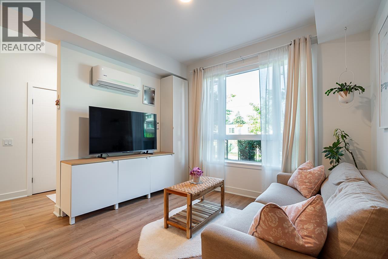 103 2035 Glenaire Drive, North Vancouver, British Columbia  V7P 1Y2 - Photo 11 - R3083367