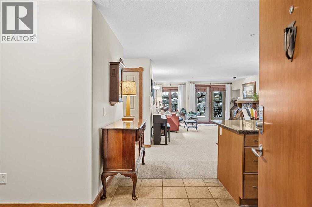 112, 150 Crosbow Place, Canmore, Alberta  T1W 3H5 - Photo 8 - A2272912