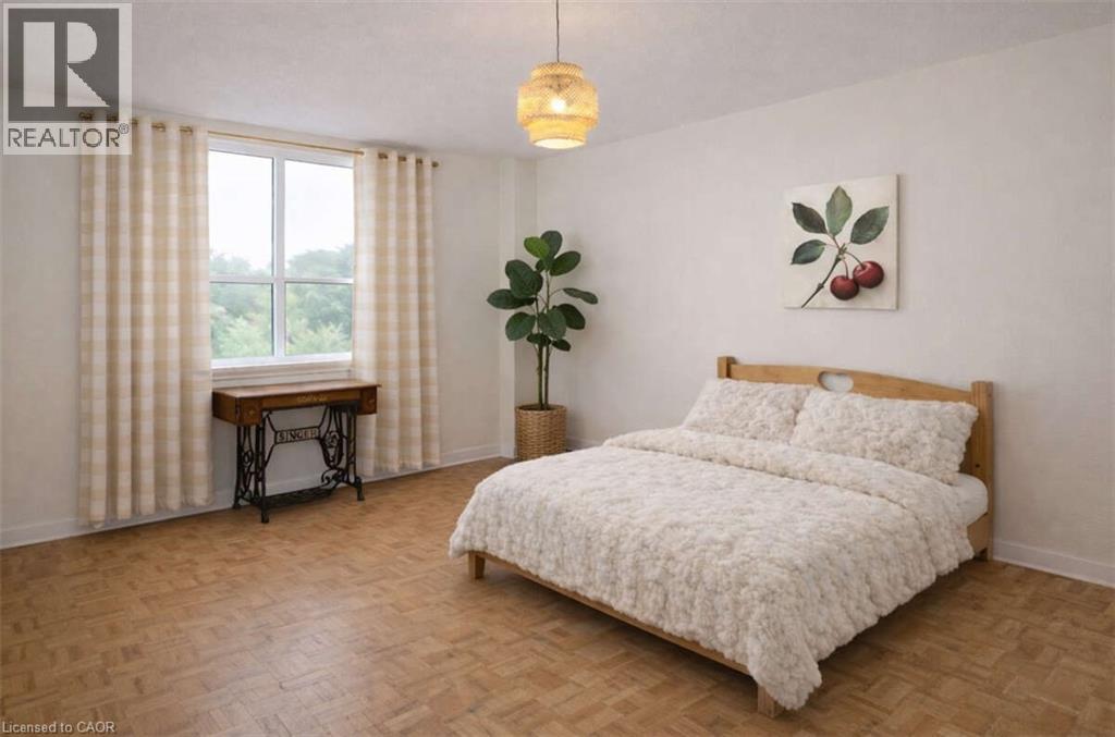 49 Queen Street Unit# 1004, Mississauga, Ontario  L5G 4N6 - Photo 6 - 40803744