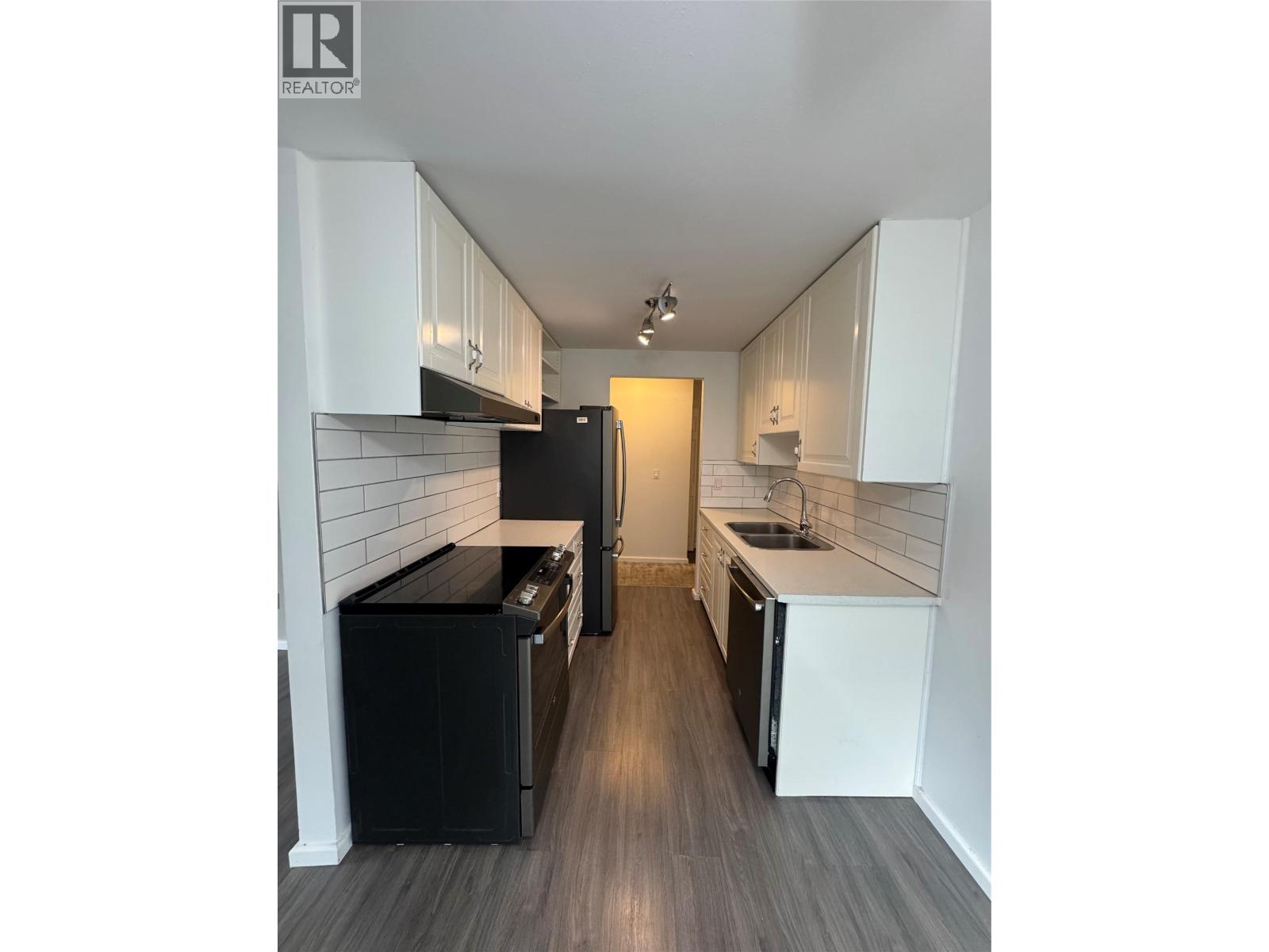 1300 CHURCH Street Unit# 205 Penticton Photo 4