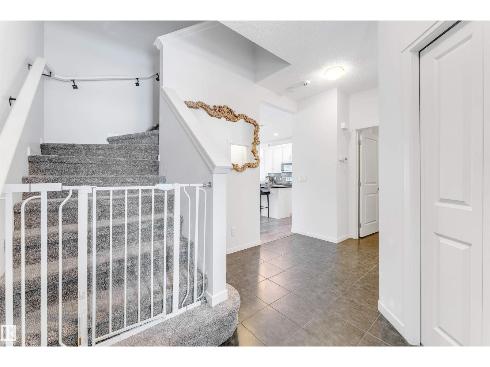 933 Mcconachie Bv Nw, Edmonton, Alberta  T5Y 3X5 - Photo 17 - E4468742