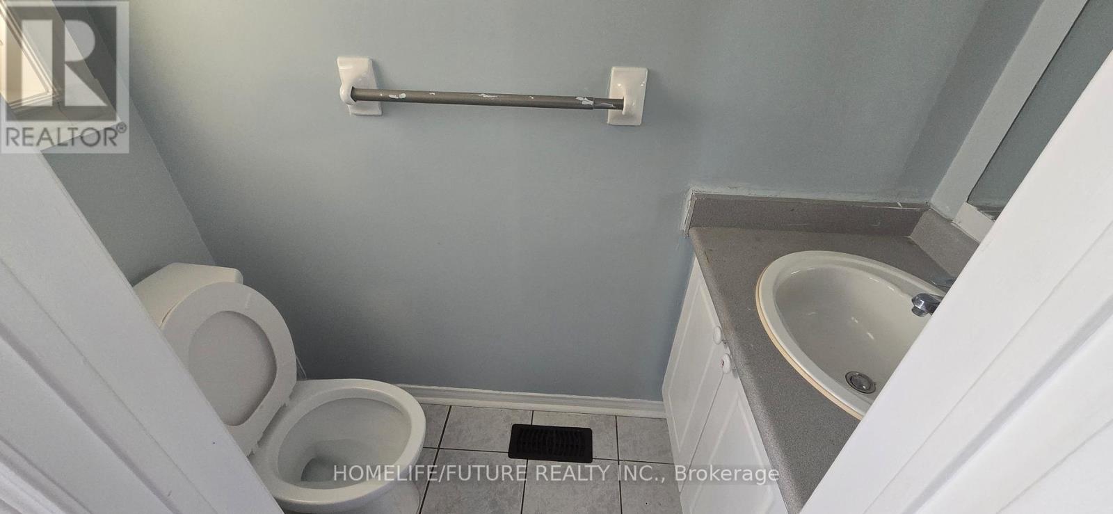 23 Booth Crescent, Ajax, Ontario  L1Z 1H6 - Photo 9 - E12768158