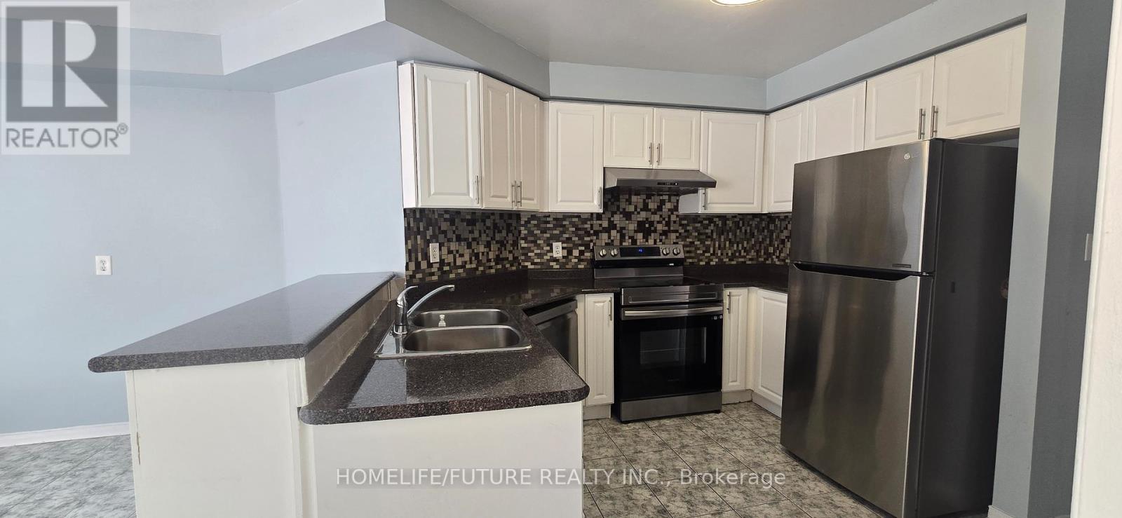 23 Booth Crescent, Ajax, Ontario  L1Z 1H6 - Photo 5 - E12768158