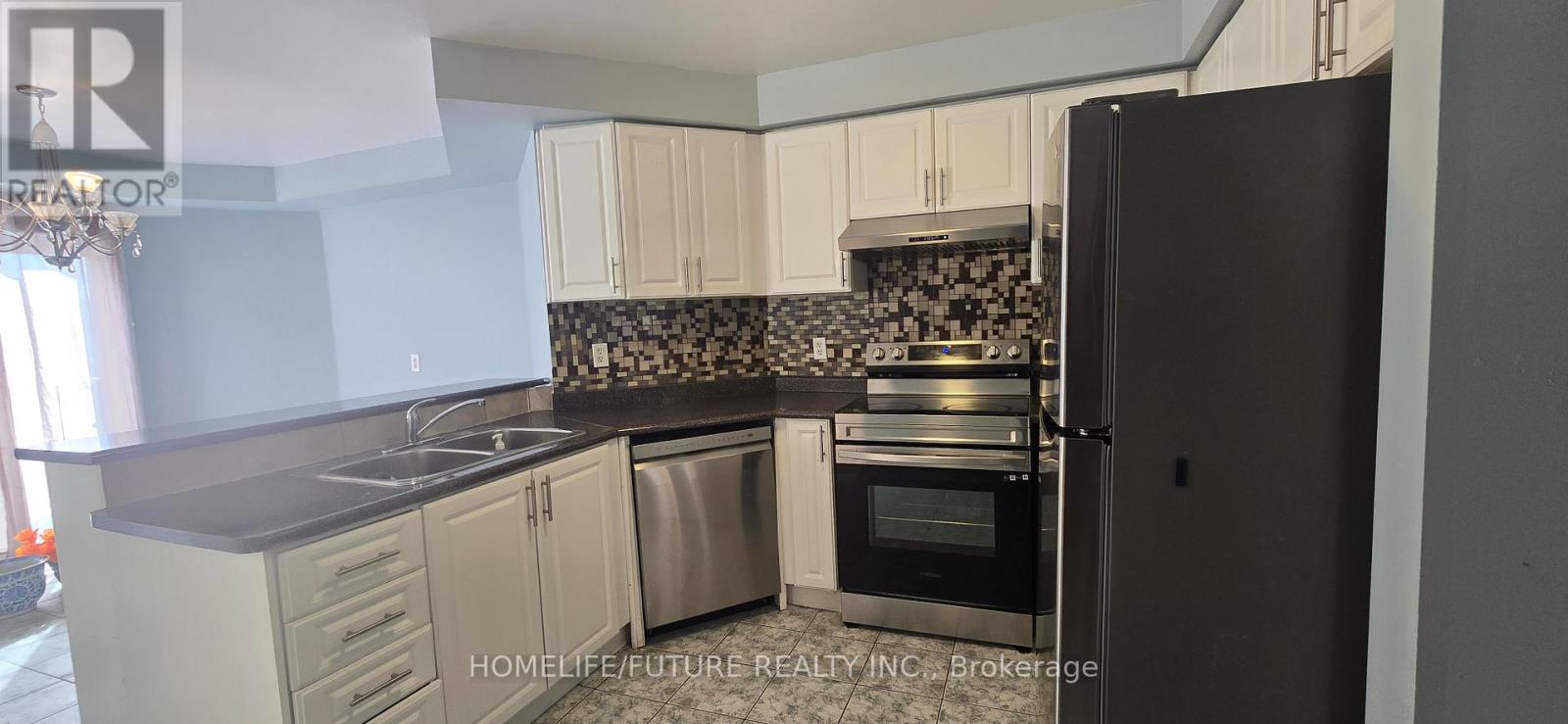 23 Booth Crescent, Ajax, Ontario  L1Z 1H6 - Photo 6 - E12768158