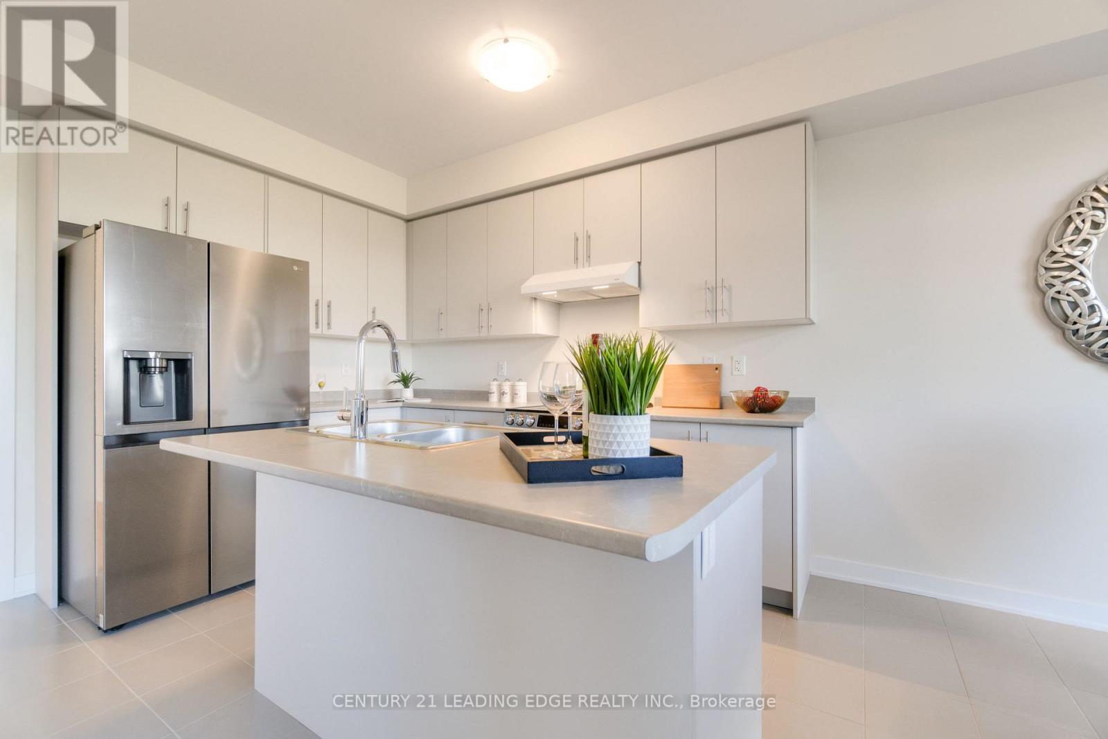 20 Aviron Crescent, Welland, Ontario  L3B 0M3 - Photo 17 - X12769126