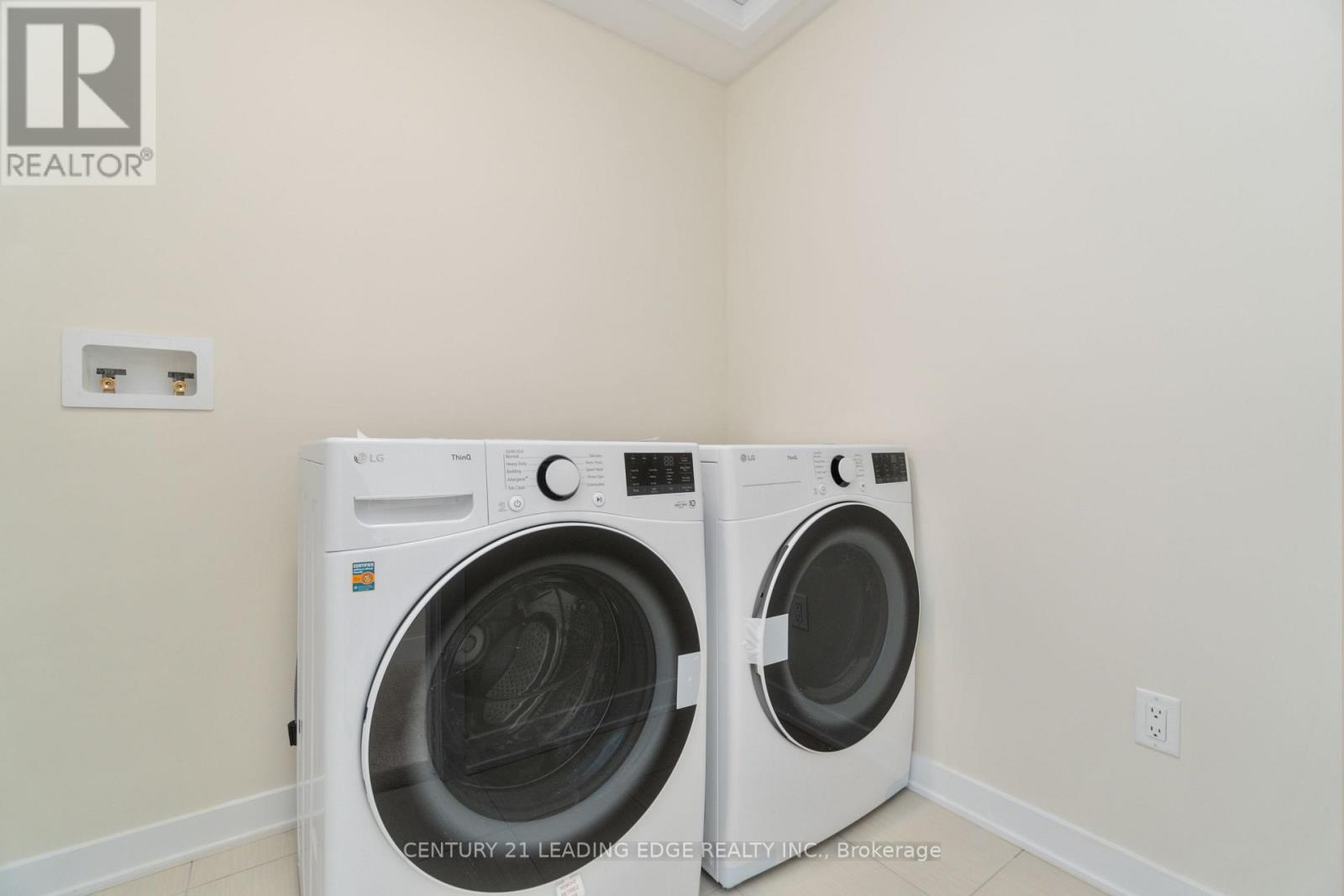 20 Aviron Crescent, Welland, Ontario  L3B 0M3 - Photo 39 - X12769126