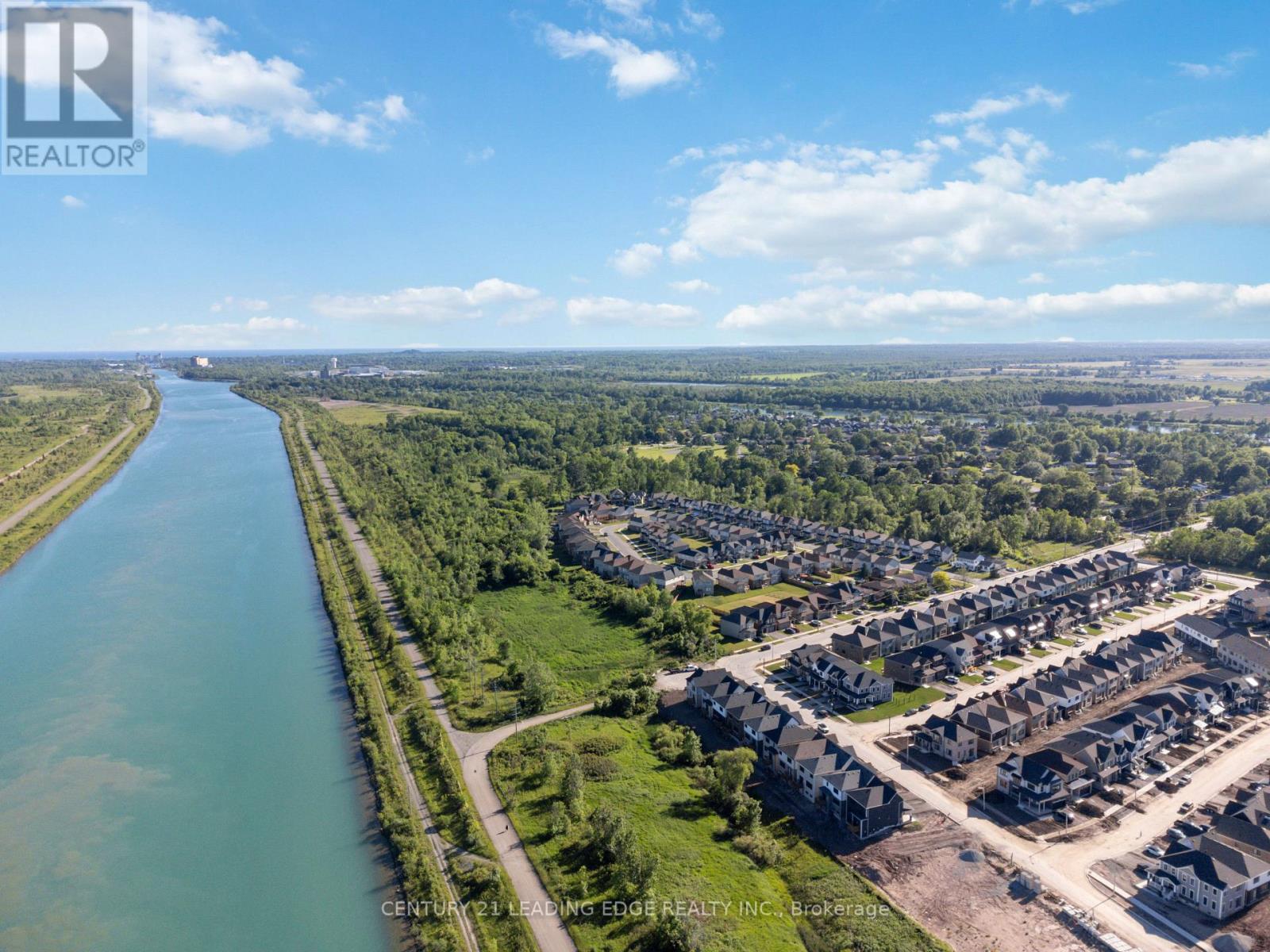 20 Aviron Crescent, Welland, Ontario  L3B 0M3 - Photo 5 - X12769126