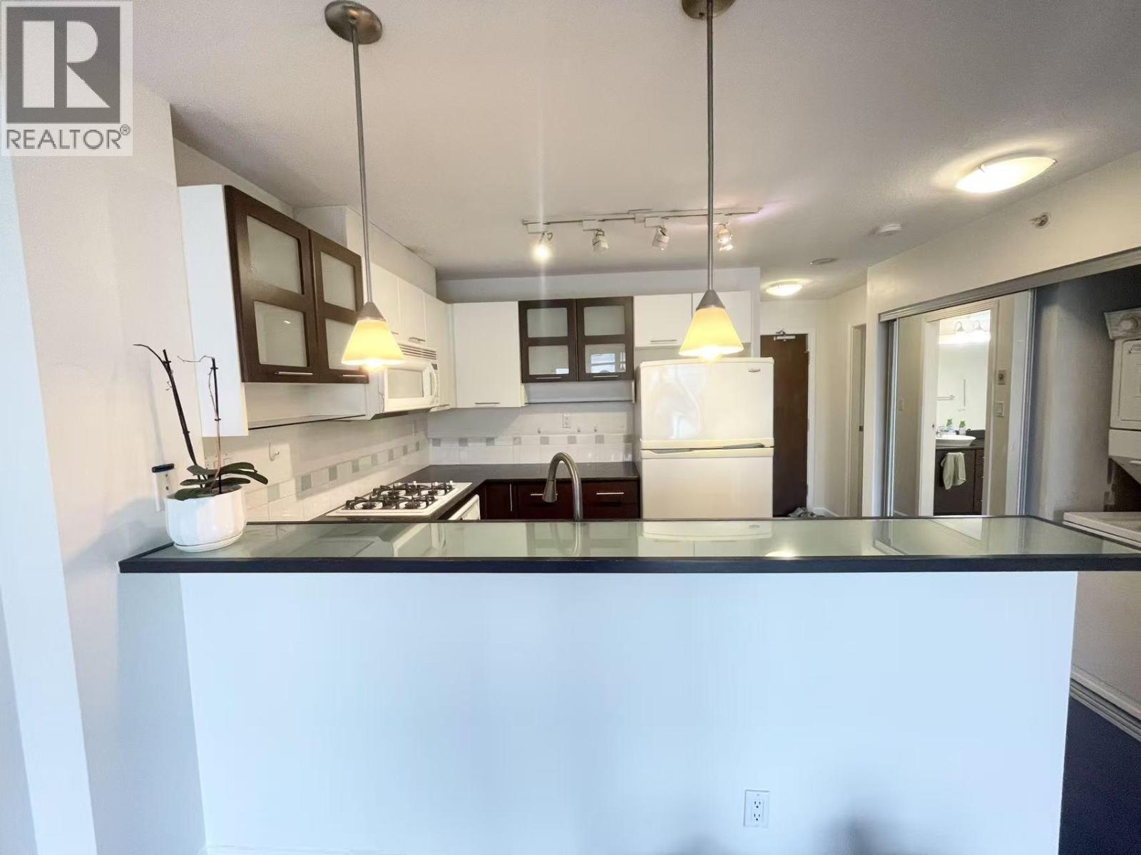 7** 7831 Westminster Highway, Richmond, British Columbia  V6X 1A4 - Photo 4 - R3087689