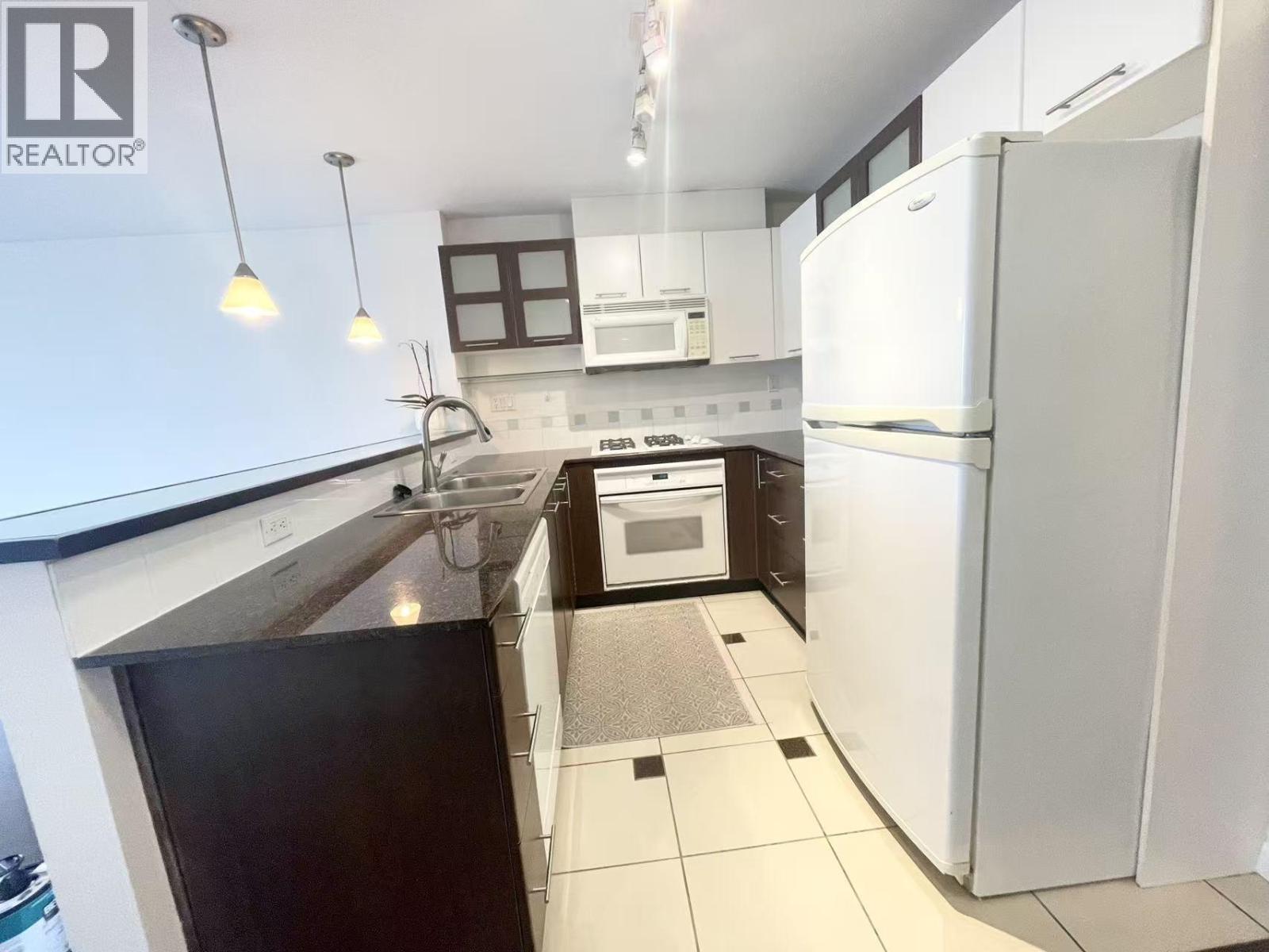 7** 7831 Westminster Highway, Richmond, British Columbia  V6X 1A4 - Photo 5 - R3087689