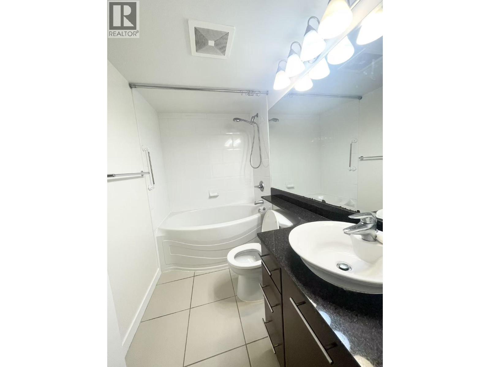 7** 7831 Westminster Highway, Richmond, British Columbia  V6X 1A4 - Photo 6 - R3087689