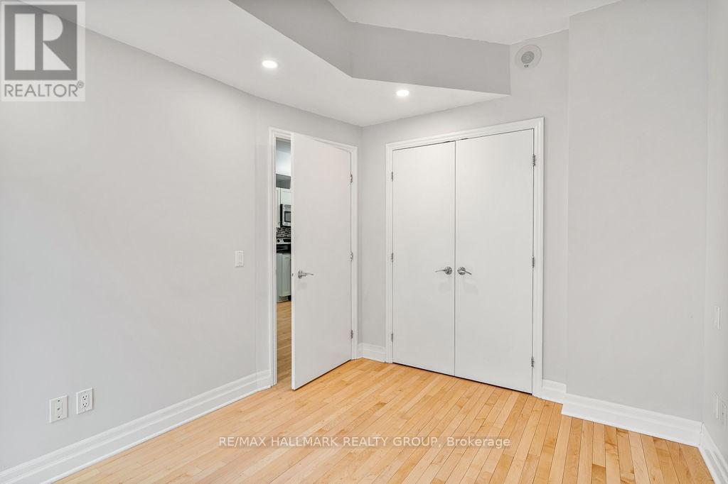 914 - 235 Kent Street, Ottawa, Ontario  K2P 2B9 - Photo 20 - X12459270