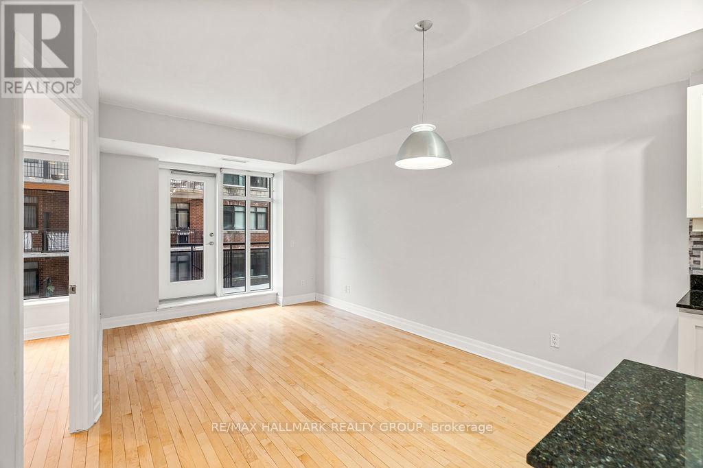 914 - 235 Kent Street, Ottawa, Ontario  K2P 2B9 - Photo 17 - X12459270