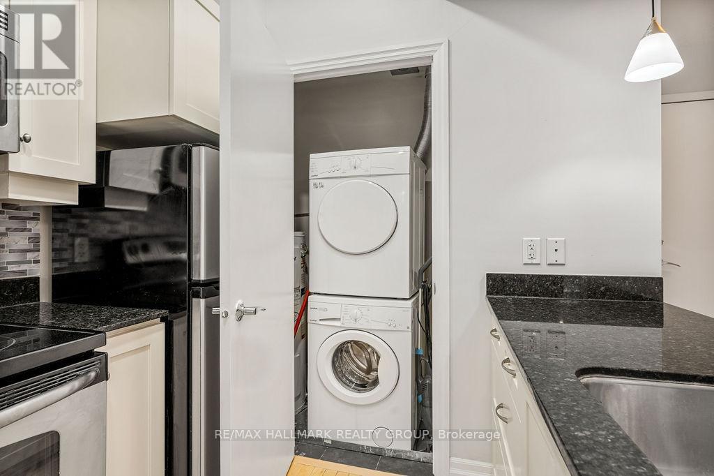 914 - 235 Kent Street, Ottawa, Ontario  K2P 2B9 - Photo 15 - X12459270