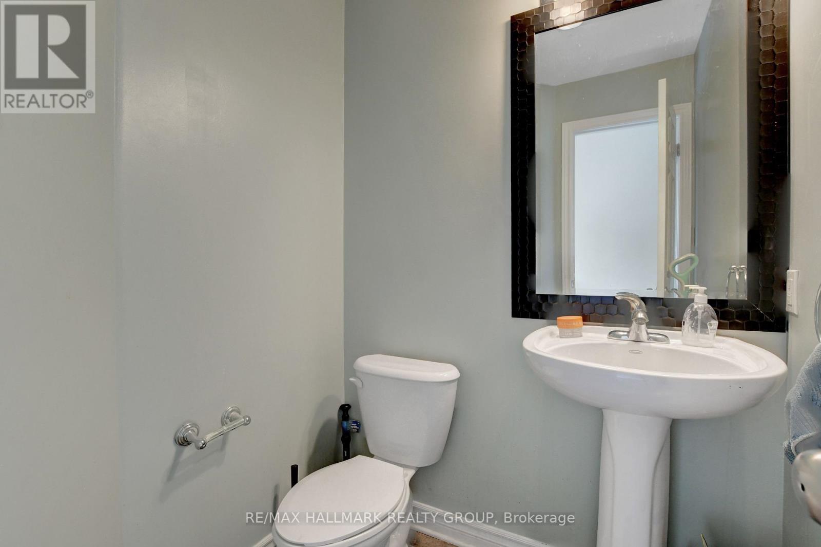 816 Ashenvale Way, Ottawa, Ontario  K4A 0R3 - Photo 11 - X12768606