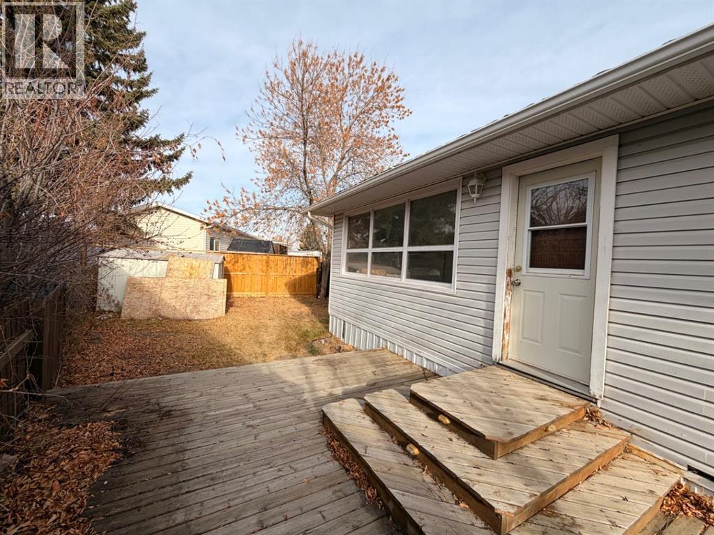 367 Beaufort Crescent Sw, Medicine Hat, Alberta  T1A 7Z2 - Photo 5 - A2275533