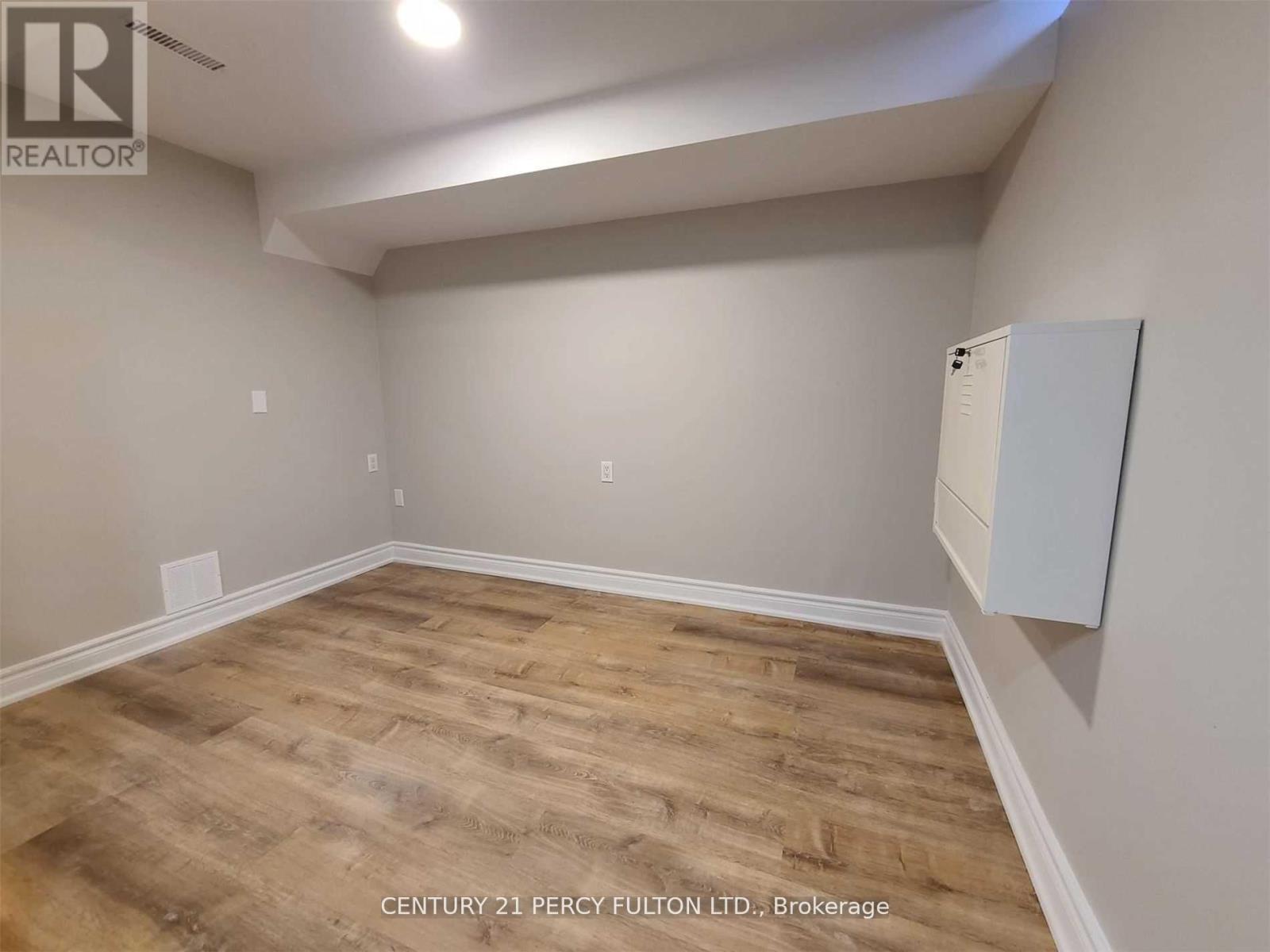 26 Lady Fern Way, Toronto, Ontario  M2J 4M5 - Photo 32 - C12769150