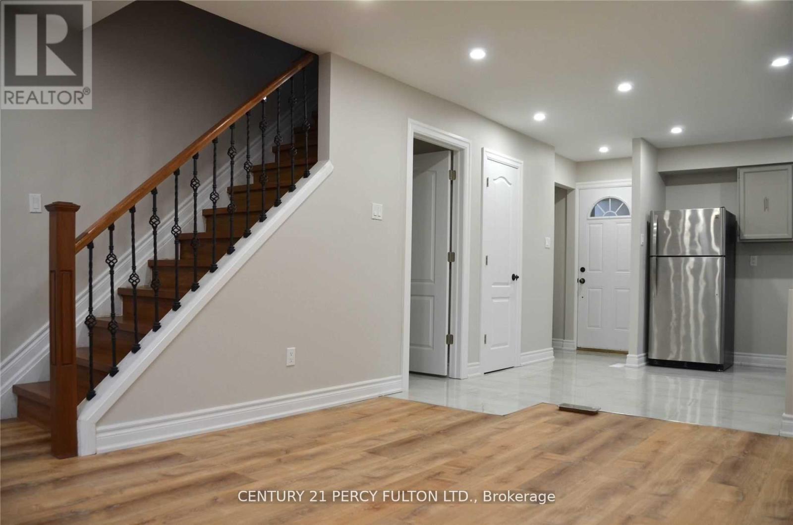 26 Lady Fern Way, Toronto, Ontario  M2J 4M5 - Photo 5 - C12769150