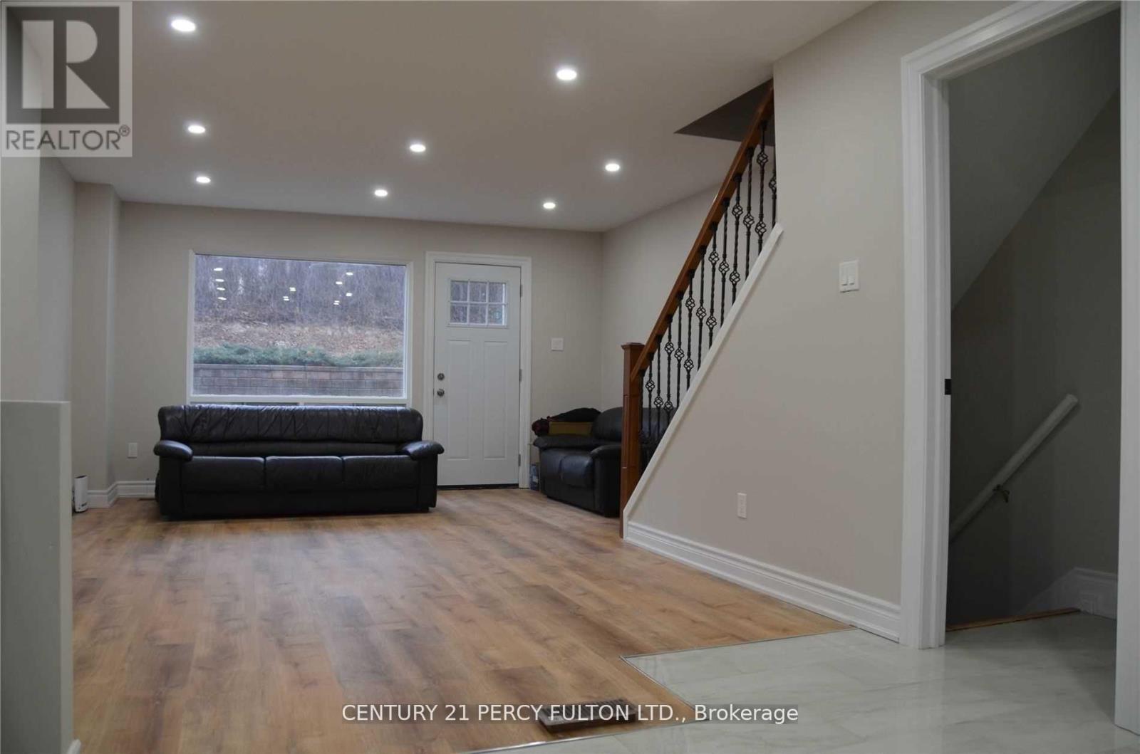 26 Lady Fern Way, Toronto, Ontario  M2J 4M5 - Photo 7 - C12769150