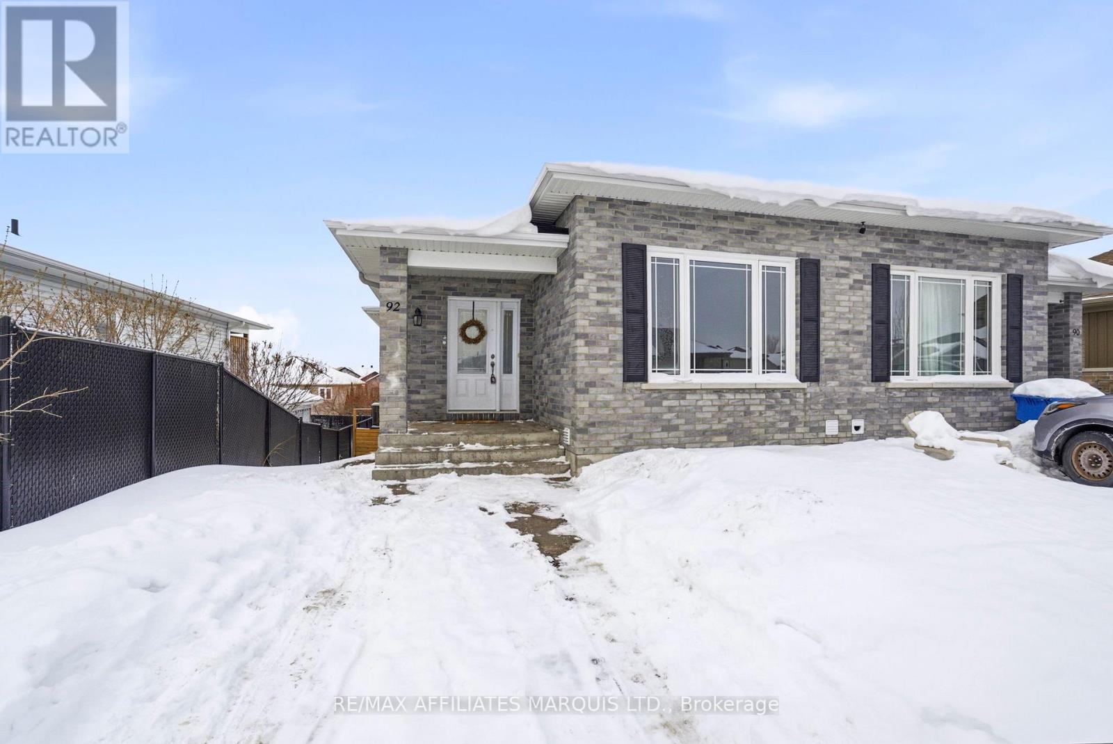92 BUTTERNUT DRIVE, Cornwall, Ontario