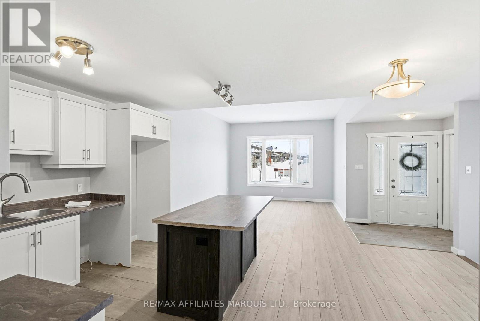 92 Butternut Drive, Cornwall, Ontario  K8H 0G9 - Photo 16 - X12769168