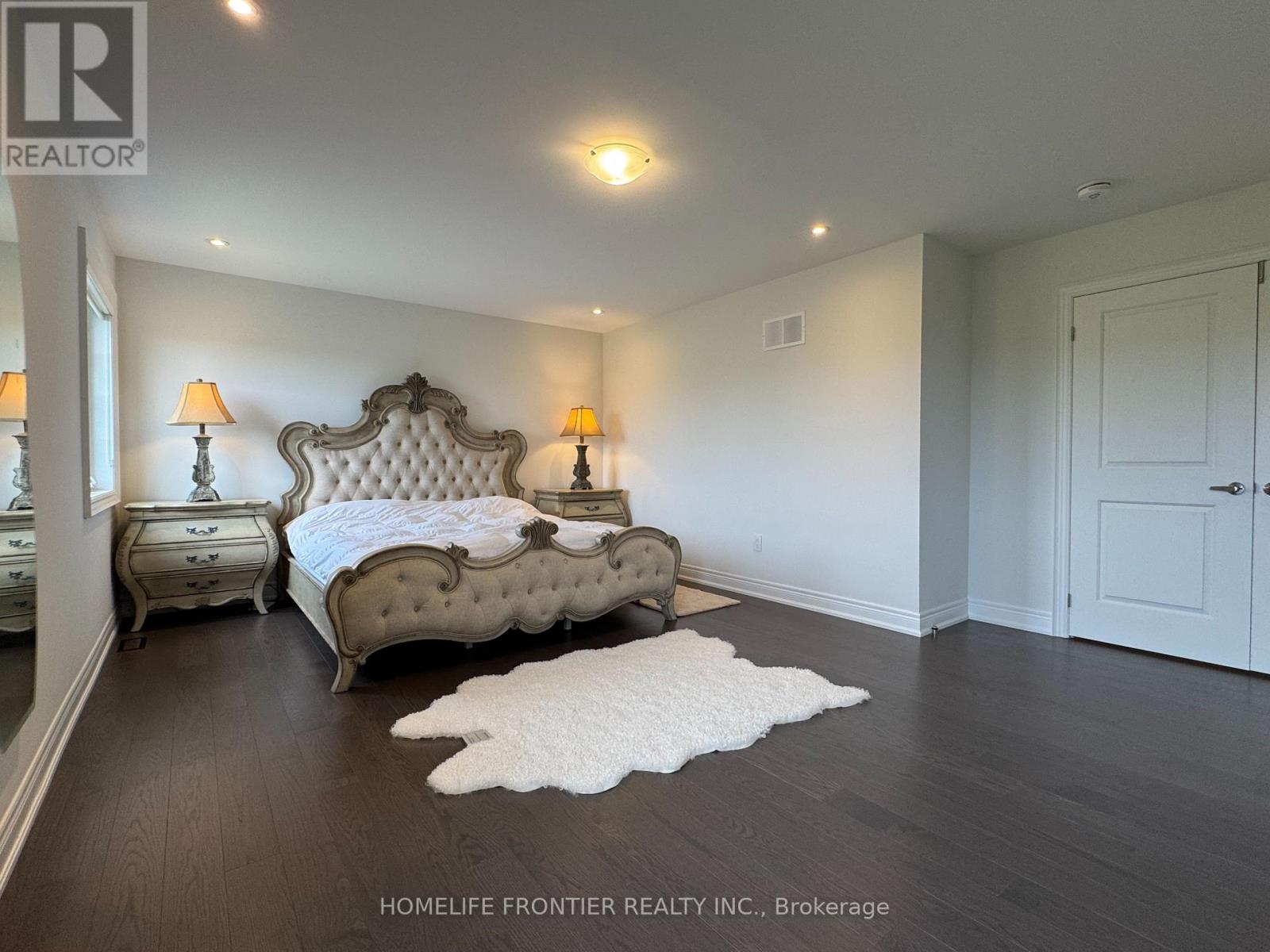 296 Ben Sinclair Avenue, East Gwillimbury, Ontario  L9N 0Z1 - Photo 25 - N12769162