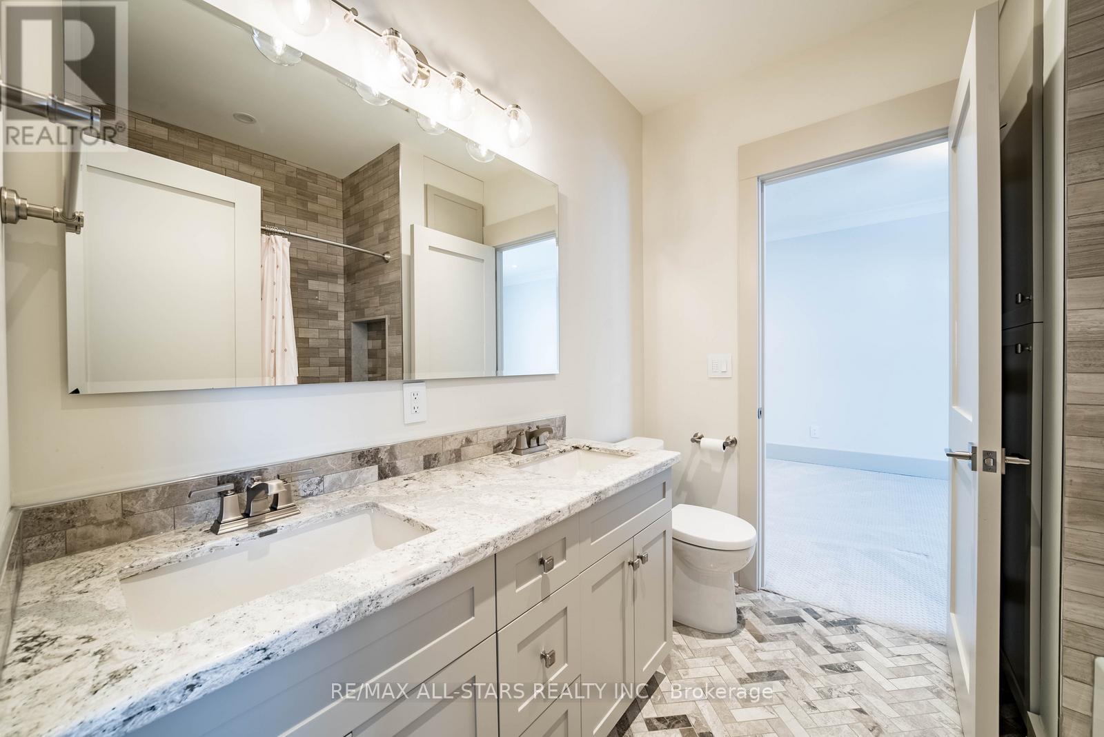 15682 Highway 48, Whitchurch-Stouffville, Ontario  L4A 7X4 - Photo 23 - N12769164