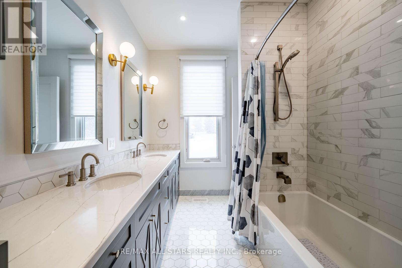 15682 Highway 48, Whitchurch-Stouffville, Ontario  L4A 7X4 - Photo 24 - N12769164