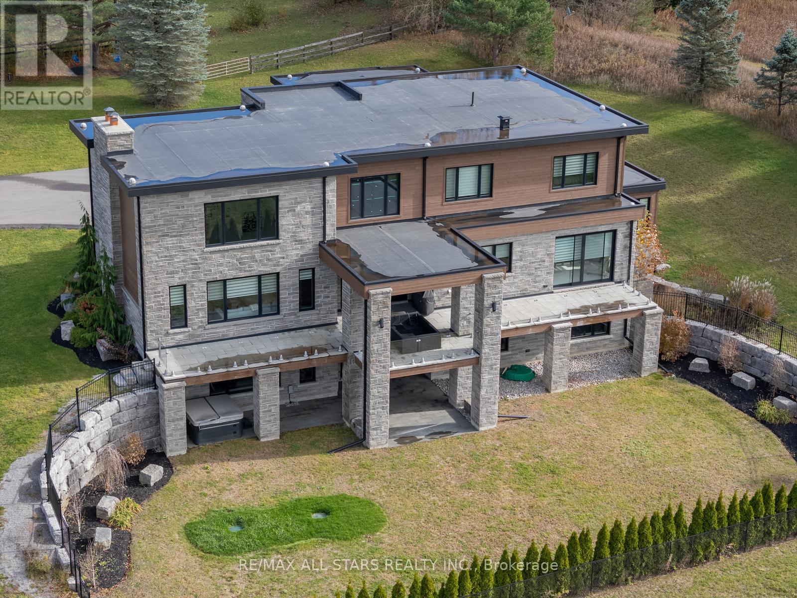 15682 Highway 48, Whitchurch-Stouffville, Ontario  L4A 7X4 - Photo 3 - N12769164