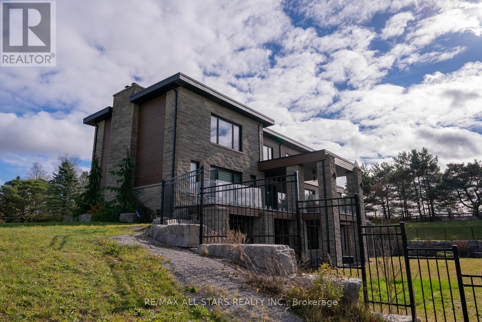 15682 Highway 48, Whitchurch-Stouffville, Ontario  L4A 7X4 - Photo 33 - N12769164