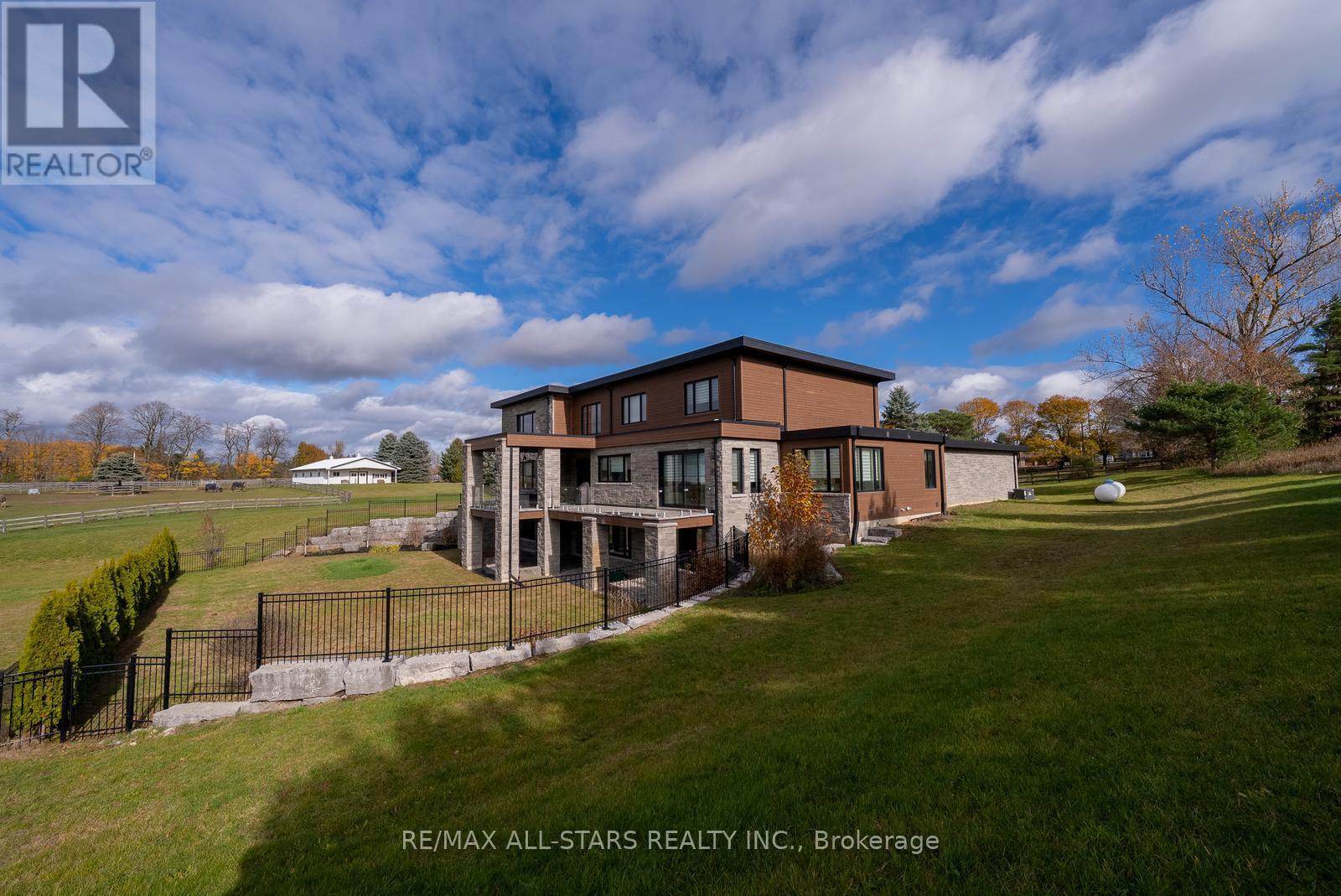 15682 Highway 48, Whitchurch-Stouffville, Ontario  L4A 7X4 - Photo 34 - N12769164