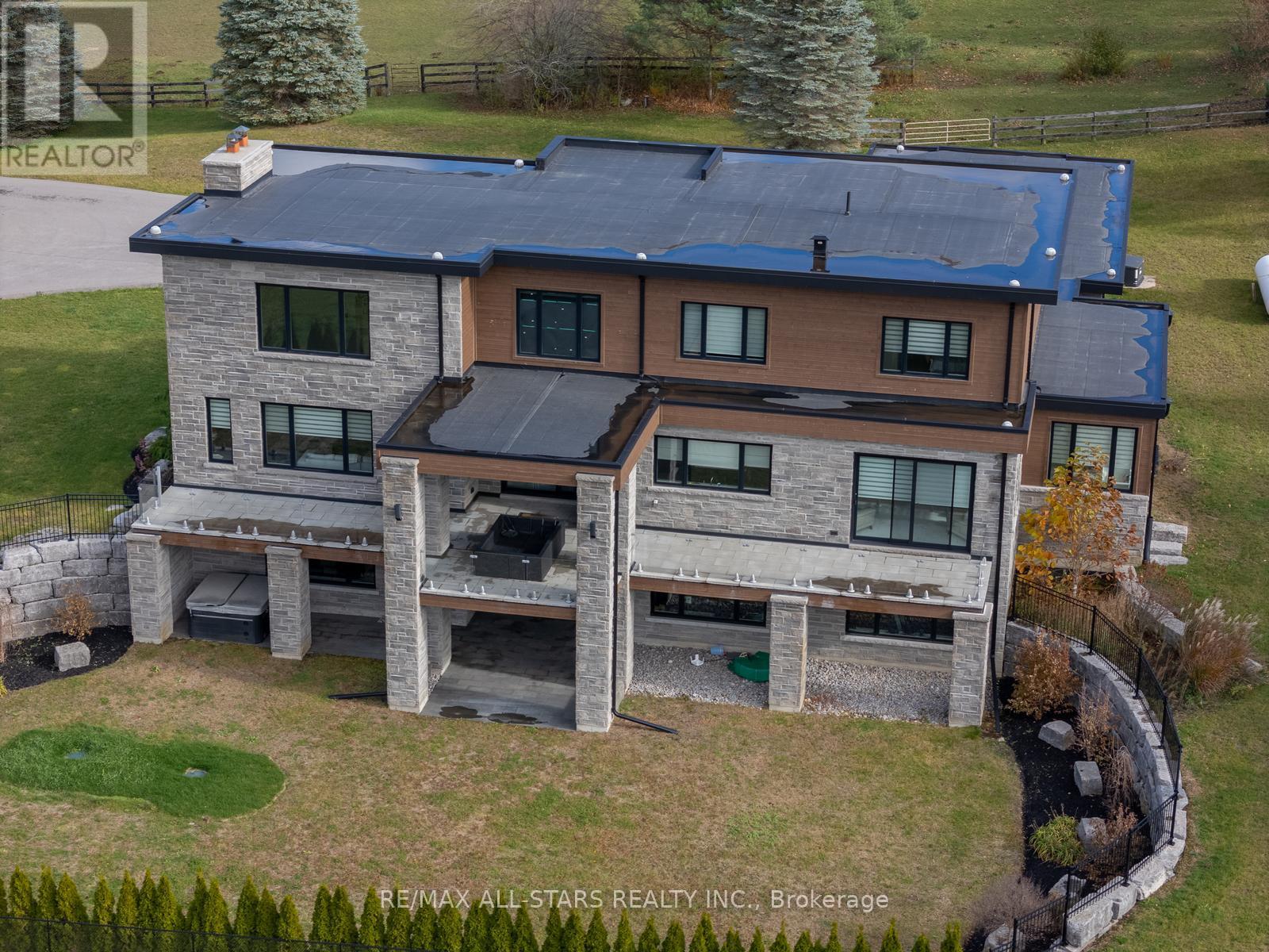 15682 Highway 48, Whitchurch-Stouffville, Ontario  L4A 7X4 - Photo 4 - N12769164