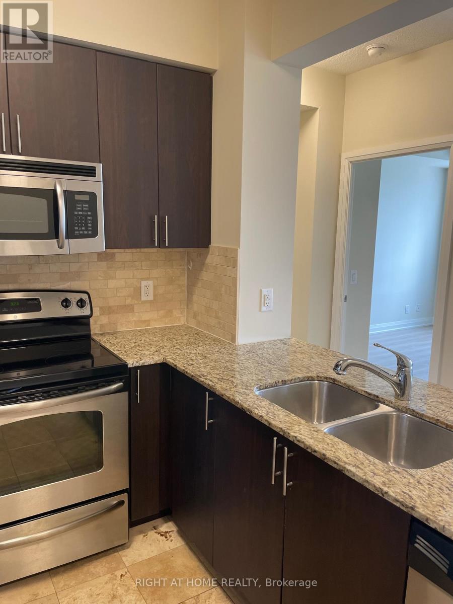 301 - 520 Steeles Avenue W, Vaughan, Ontario  L4J 0H2 - Photo 11 - N12769174