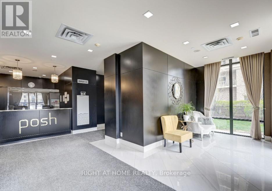 301 - 520 Steeles Avenue W, Vaughan, Ontario  L4J 0H2 - Photo 3 - N12769174