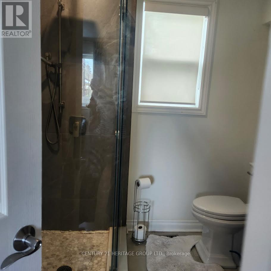 1 - 80 Rockport Crescent, Richmond Hill (Crosby), Ontario  L4C 2L8 - Photo 10 - N12767922