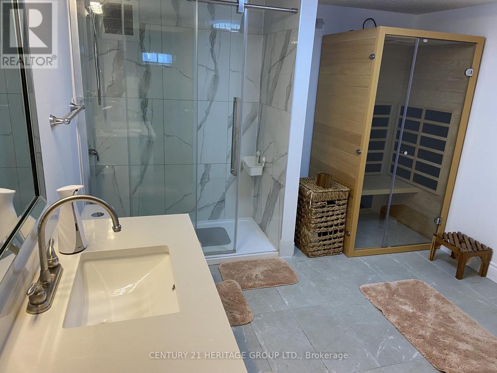 80 Rockport Crescent, Richmond Hill (Crosby), Ontario  L4C 2L8 - Photo 18 - N12767990