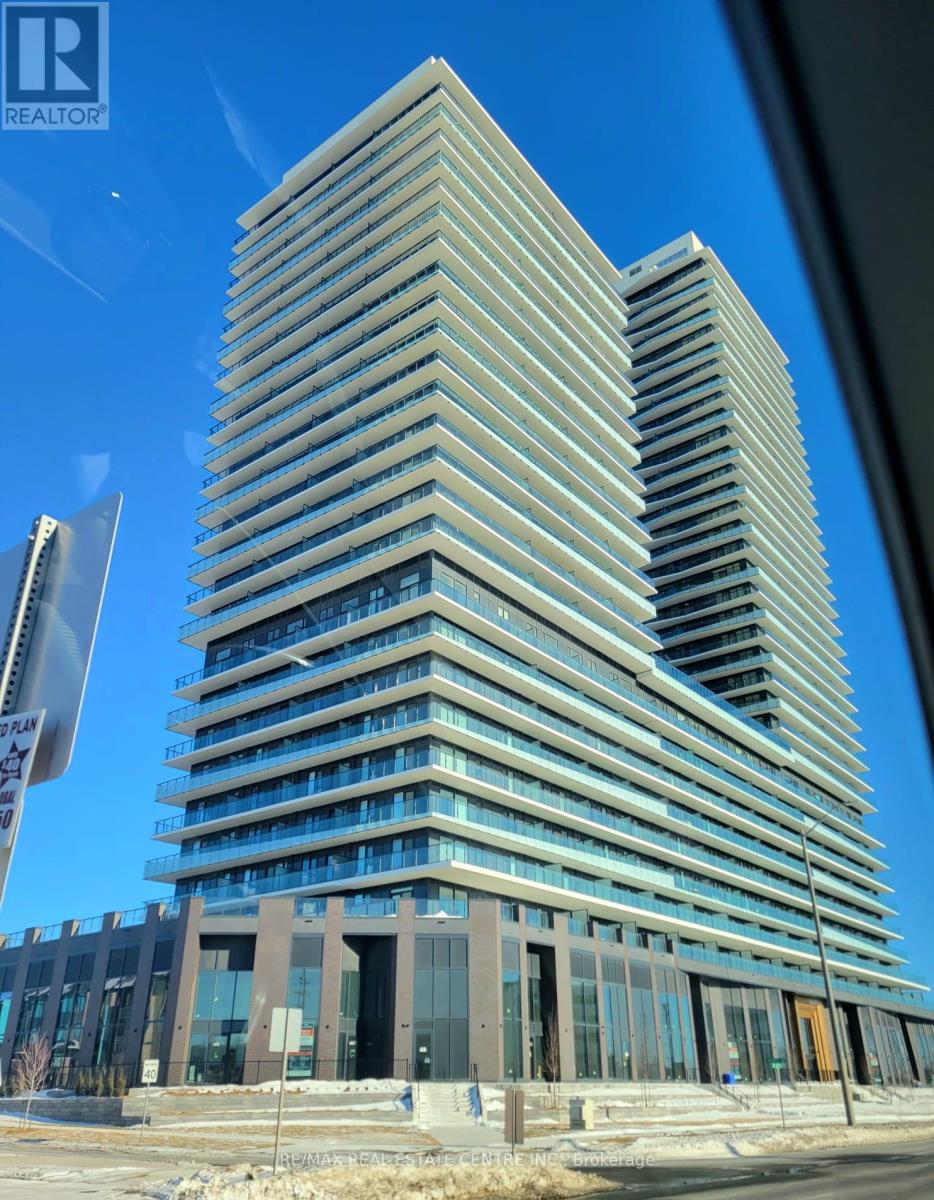 814 - 15 Skyridge Drive, Brampton, Ontario  L6P 4S3 - Photo 1 - W12769152