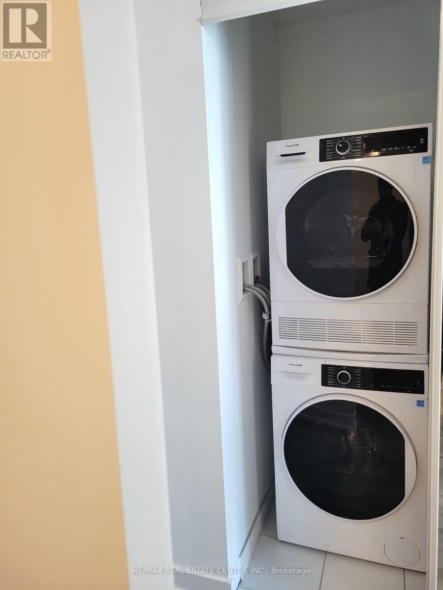 814 - 15 Skyridge Drive, Brampton, Ontario  L6P 4S3 - Photo 12 - W12769152