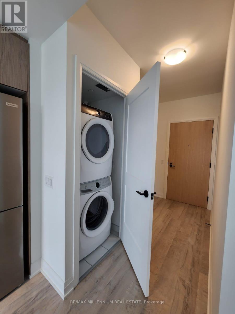 904 - 50 George Butchart Drive, Toronto, Ontario  M3K 0C9 - Photo 4 - W12769160