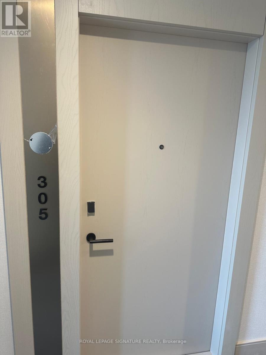 305 - 1415 Dundas Street E, Oakville, Ontario  L6H 8A3 - Photo 2 - W12769170