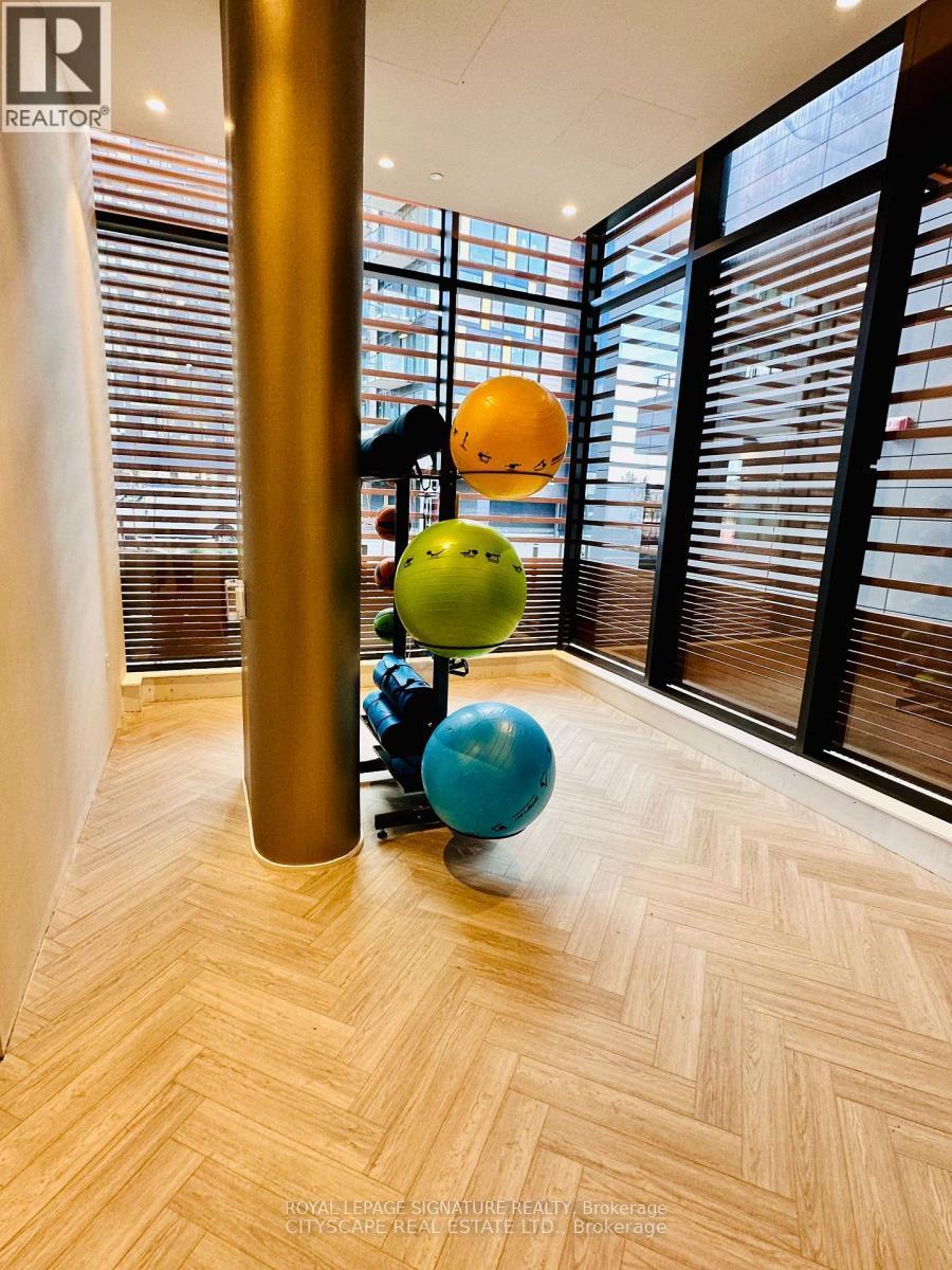 305 - 1415 Dundas Street E, Oakville, Ontario  L6H 8A3 - Photo 23 - W12769170