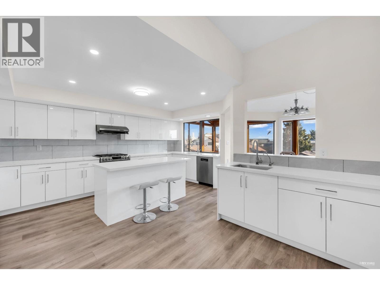 1620 Nanaimo Street, New Westminster, British Columbia  V3M 2G6 - Photo 5 - R3085528