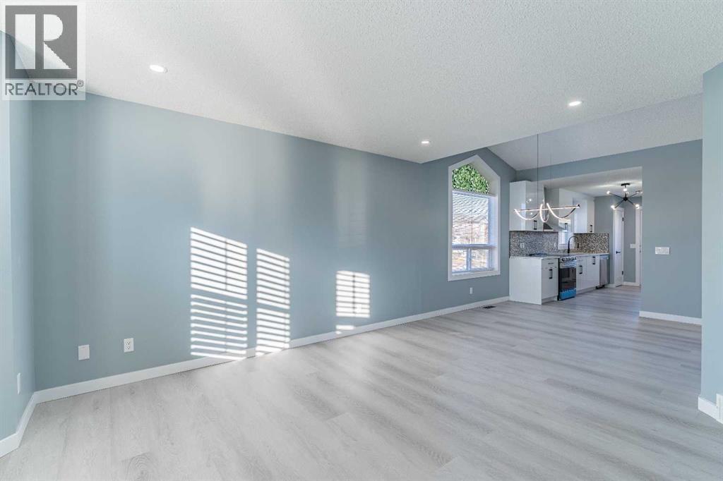 134 Erin Meadow Crescent Se, Calgary, Alberta  T2B 3L5 - Photo 11 - A2255671