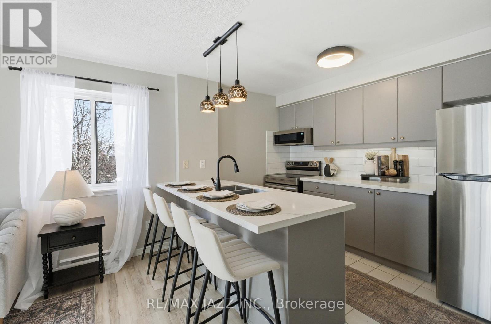 210 - 87 Aspen Springs Drive, Clarington, Ontario  L1C 5J8 - Photo 13 - E12761776